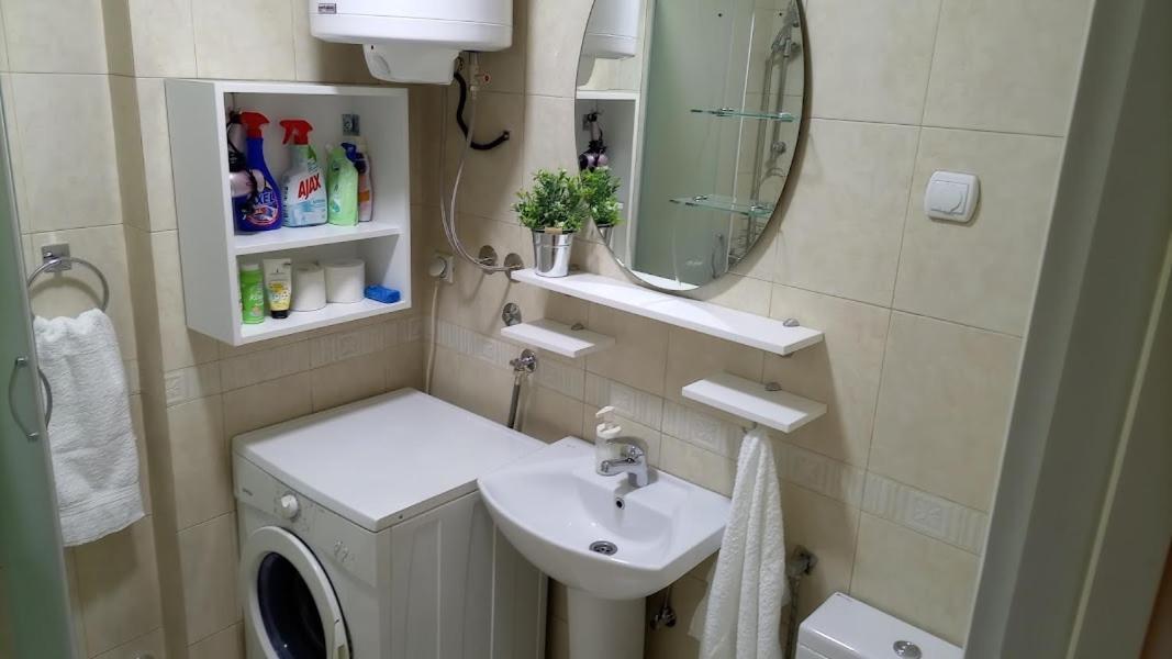 Savinac Apartman U Srcu Beograda, Trg Slavija Eksteriør billede