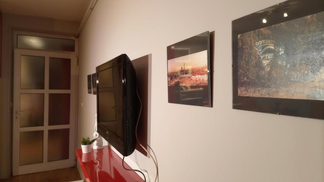 Savinac Apartman U Srcu Beograda, Trg Slavija Eksteriør billede